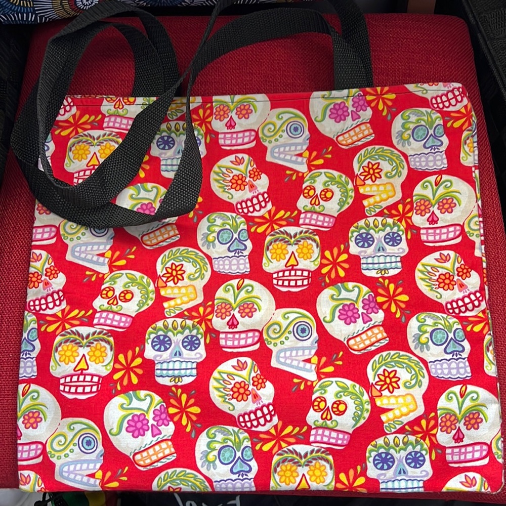 Red Green Sugar skull print Dia De Los Muertos tote bag & matching wallet NWOT